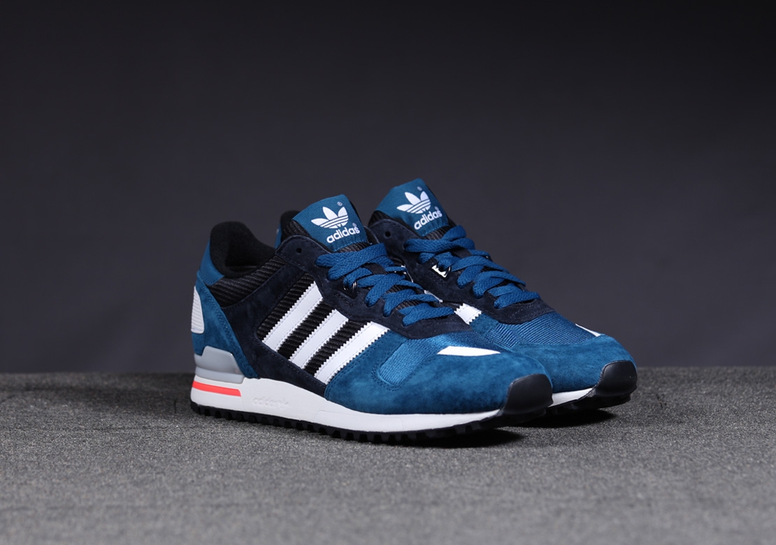 tenis adidas zx 700